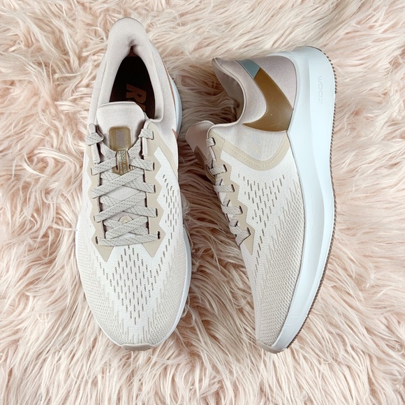 New Nike Women’s Air Zoom Winflo 6 Rose Gold - Picture 2 of 7